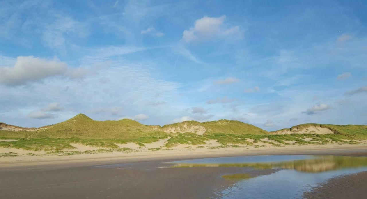 Buitenhuis Egmond エグモント・アーン・デン・フフ エクステリア 写真