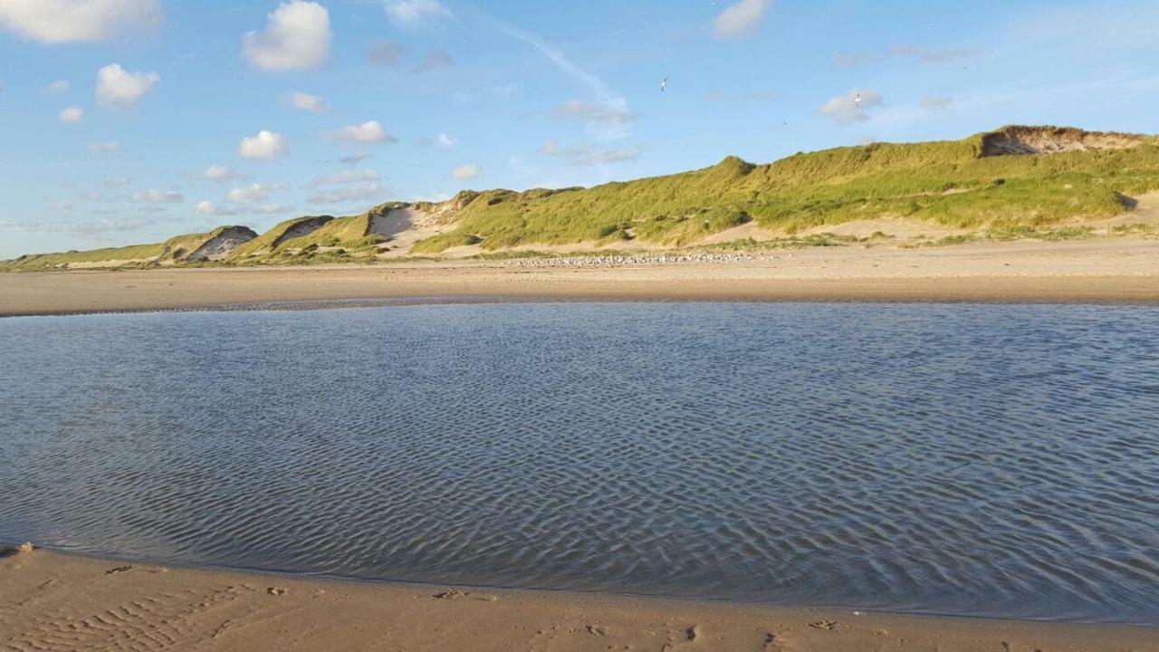 Buitenhuis Egmond エグモント・アーン・デン・フフ エクステリア 写真